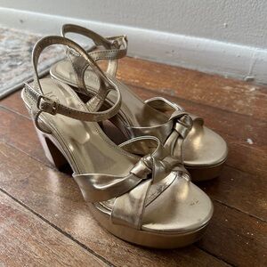 Jcrew knotted gold platform heels size 7